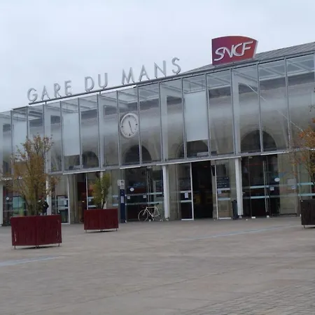 Agreable Duplex Gare Vakantiehuis